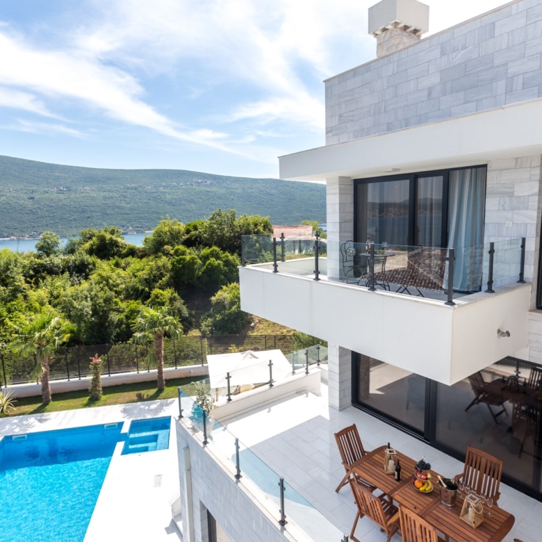 Luxury Villa