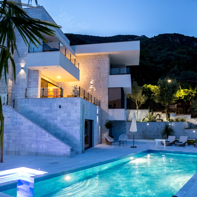 Luxury Villa