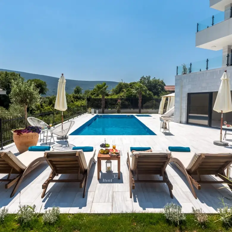 Luxury Villa